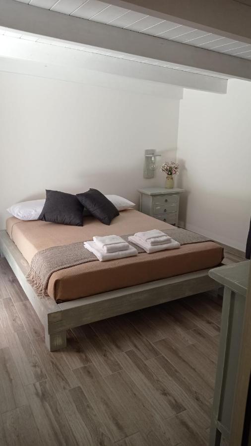 B&B Badde Tale Ossi Exteriör bild